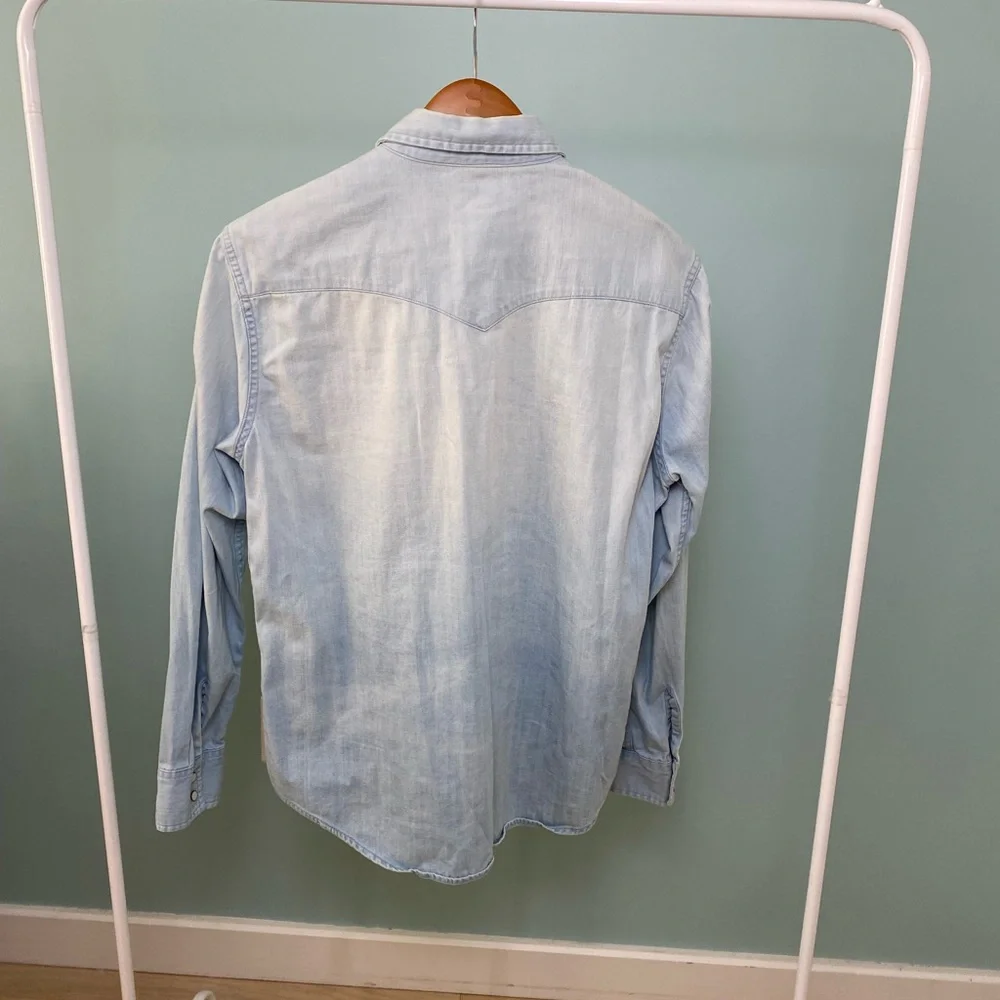 Levi's Sky Blue Western Denim Button-Up Shirt - Picture 2 of 3